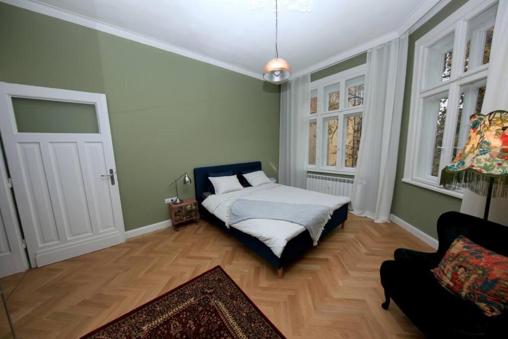 *Citadel* 2Br - City Center Софія Екстер'єр фото