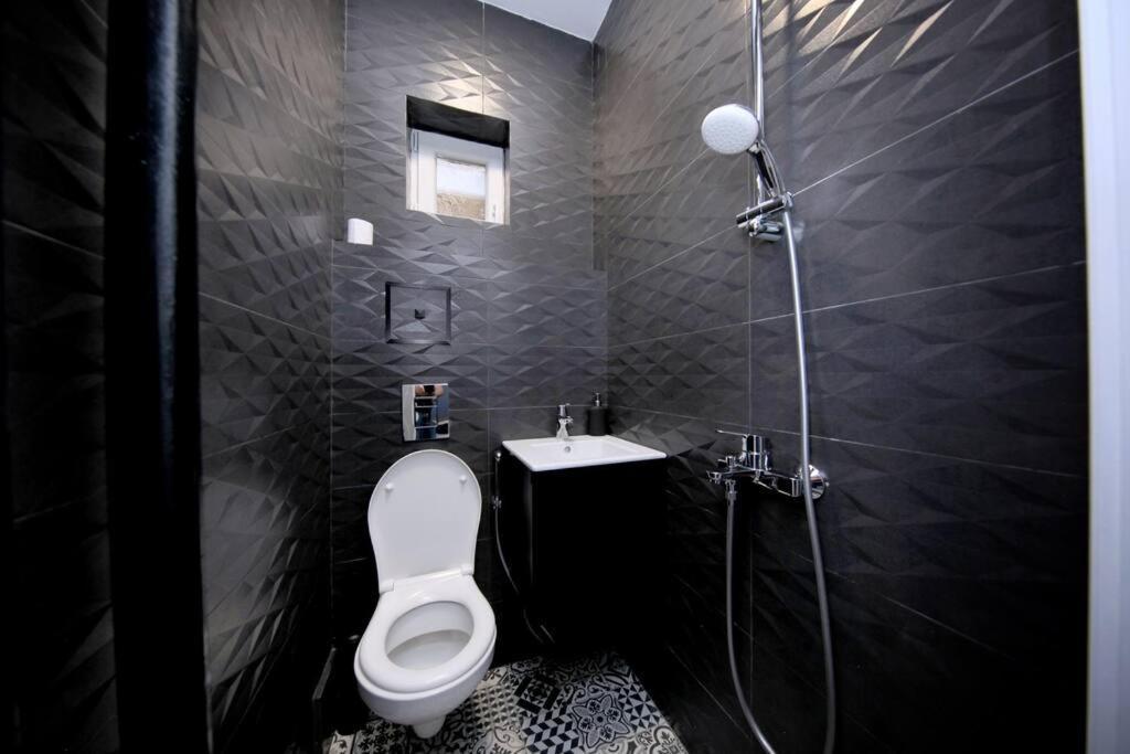 *Citadel* 2Br - City Center Софія Екстер'єр фото