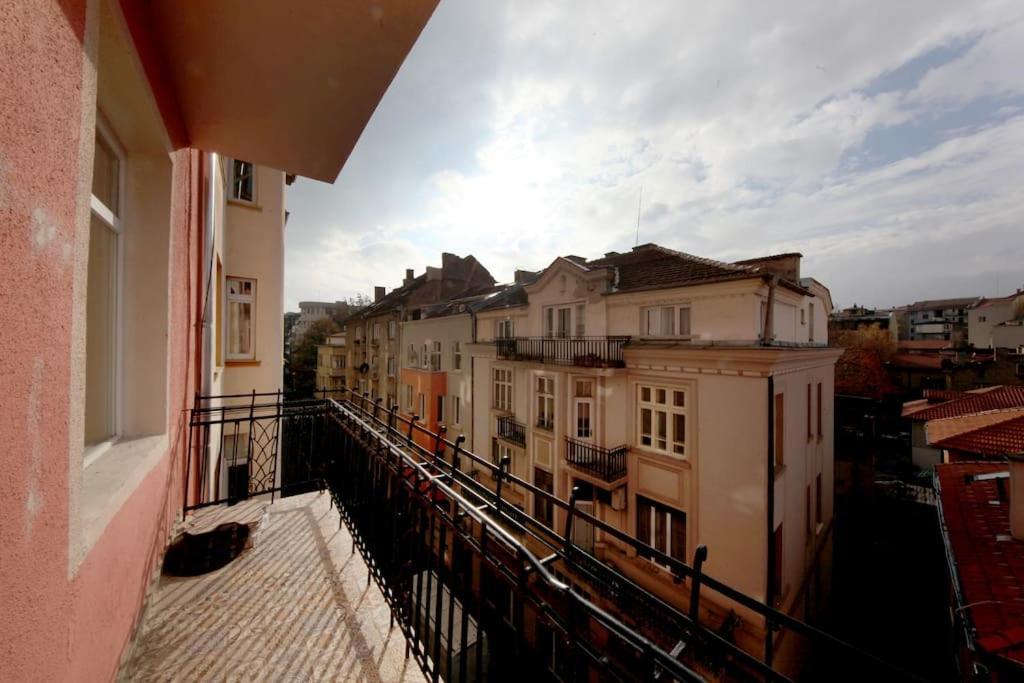 *Citadel* 2Br - City Center Софія Екстер'єр фото